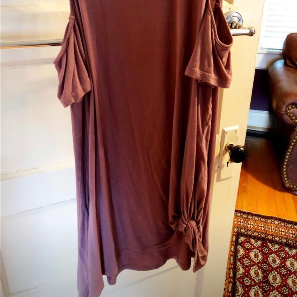 Shoulder-less Boutique Top - Mauv